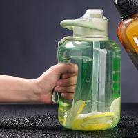 艾逸瑶选 CJ-21149 浮光绿茵手提吨吨桶 1700ml（单位：个）新老包装随机发货