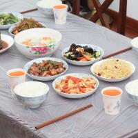 妙洁（MIAOJIE） MBDTCL/MBDTCRL 一次性台布厚实桌布 180厘米*180厘米 8张/包(单位：包) 颜色随机