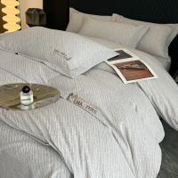 悠梦嘉居 磨毛刺绣四件套 中性灰 YJ-14569 被套200*230cm床单245*250cm 枕套48*74cm (单位:套) 灰色