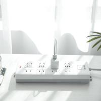 得力（deli） 18258 大孔距总控开关插座 新国标8位3米 白灰 (单位:个)