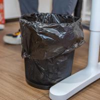 齐心（COMIX） L101 45*50cm 中号加厚点断式垃圾袋 30个/卷 黑色 （单位：卷）新老包装随机发货