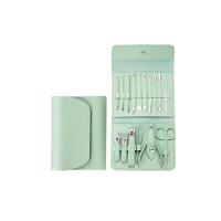 艾逸瑶选 GJ-8015 茱莉亚马卡龙修容修甲工具 17件套(单位：套) 死皮钳+眉剪+小号指甲钳+斜咀指甲刀+大号指甲钳+指甲锉+死皮叉+小关刀+双头挑+弯刮刀+斜修脚刀+正修脚刀+螺旋耳勺+挖耳勺+豆豆针