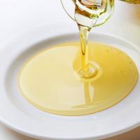 鲁花 厨中香非转基因 浓香大豆油 900ml (单位:桶)