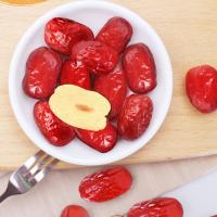 鲜记 全球臻选 坚果礼盒 1.828kg 红色（单位：盒）内配表：澳大利亚巴旦木100g*1、澳大利亚夏威夷果100g*1、纸皮核桃500g、智利提子干200g、山楂片228g、菲律宾香蕉干300g、泰国龙眼干200g、新疆灰枣200g