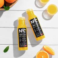 农夫山泉 NFC 100% 橙汁 300ml*10瓶/箱  (单位: 箱) 两种礼盒随机发货