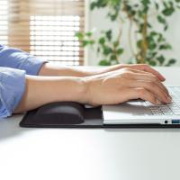 山业 200-MPD022S 鼠标垫 32*36cm 带腕托 （单位:张） 黑色