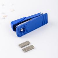 得力（deli）0426 订书机 0.2kg 1台 （单位：台）蓝