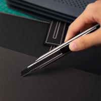 得力（deli） 2036S 美工刀 13刀头  自锁  SK5合金钢ABS材质外壳   145*17mm   (单位：把) 金属灰